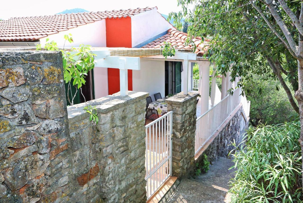 Seaside Holiday House Sali, Dugi Otok - 16128 Dış mekan fotoğraf